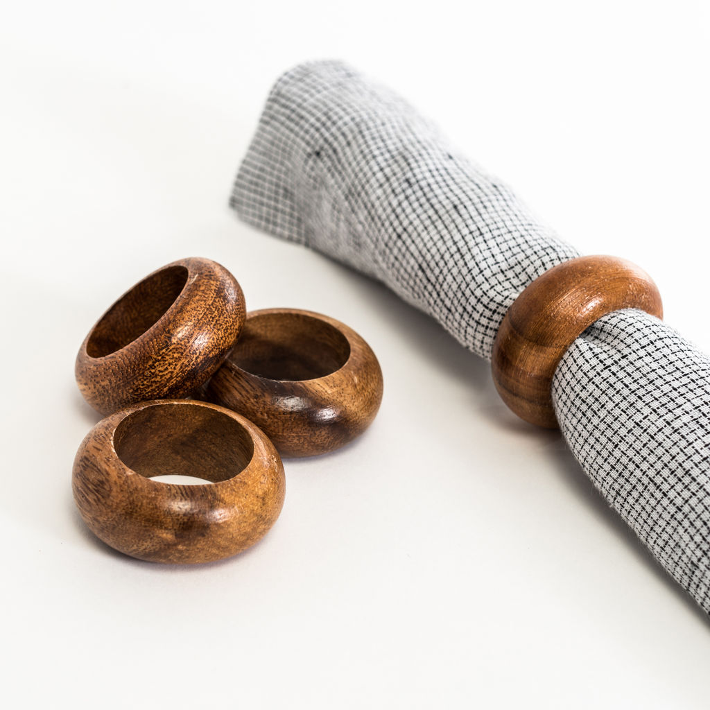 Round Wood Napkin Ring - The Event Rental Co.