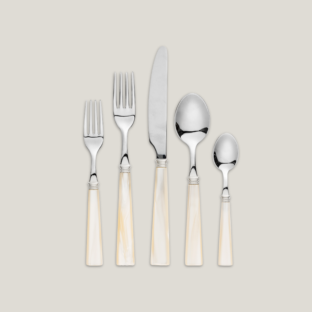 Luna Pearl Collection